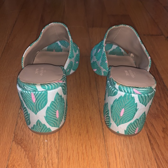 Urban Outfitters leaf mule heels - Picture 4 of 4